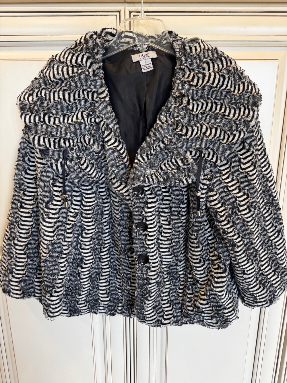 LaSeine Black & White Textured Button-Front Teddy Coat